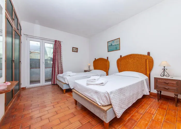 Casas Da Calheta In Da *